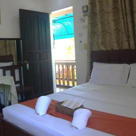 Nanette\'S Tourist Inn