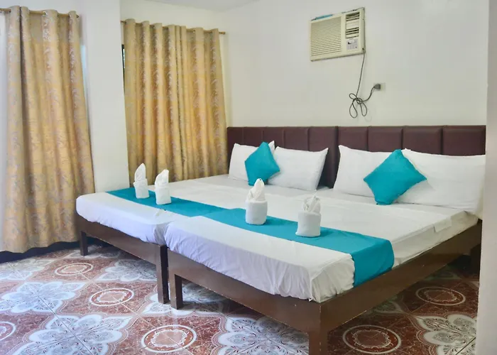 Nanette's Tourist Inn 2*